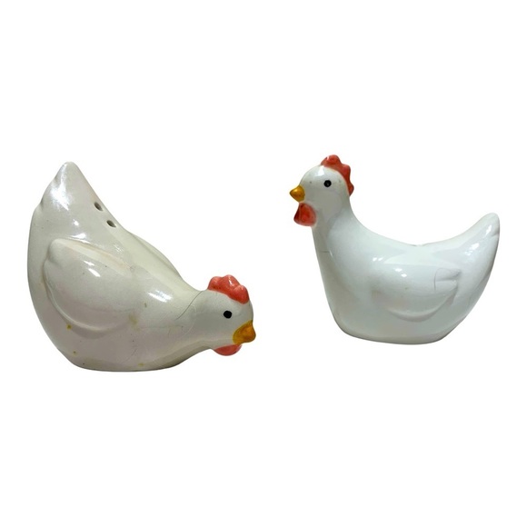 Vintage Ceramic Chickens Salt & Pepper ShakerSet - Picture 1 of 4
